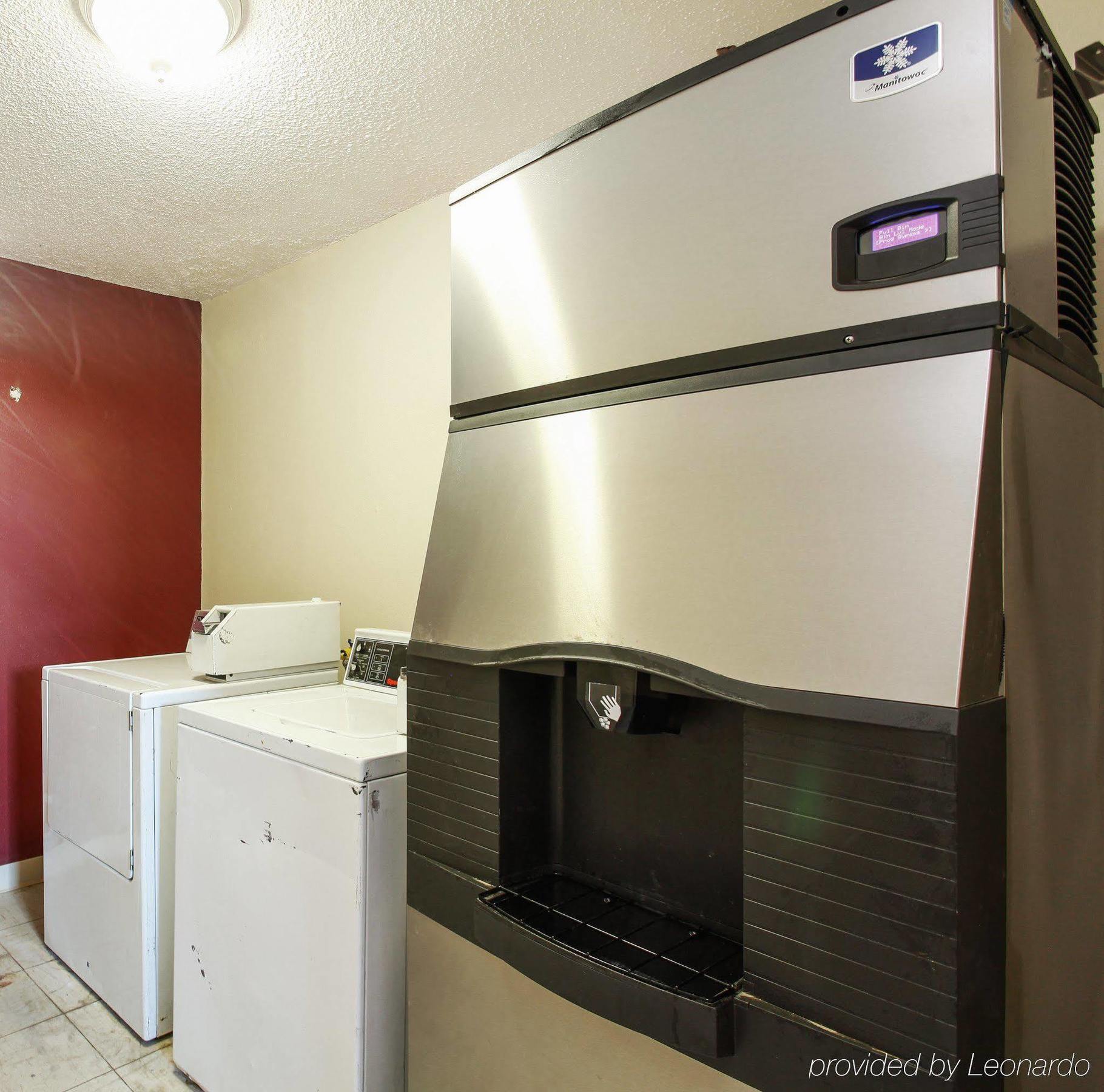 Red Roof Inn โมฮาวี ภายนอก รูปภาพ